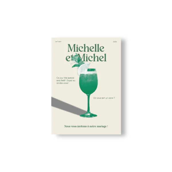 Faire-part mariage avec verre cocktail vert et prénoms des mariés en grande typographie élégante sur fond crème