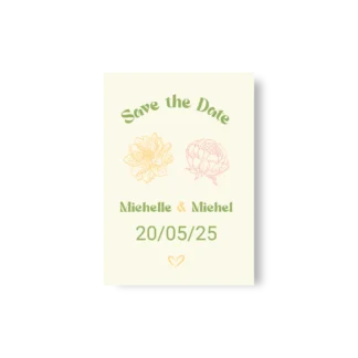 Carte Save the Date avec date centrée, fleurs jaune et rose dessinées, typographie en arche et cœur final, ambiance douce et champêtre.